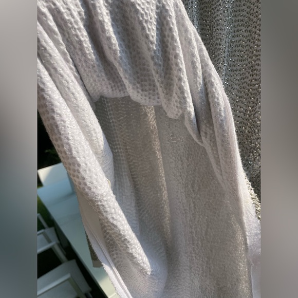 Rare Raw Edge Detail LS T Hand Sewn Antiq Slvr Tiny Sequin so SOFT w/stretch SzM - Picture 11 of 17